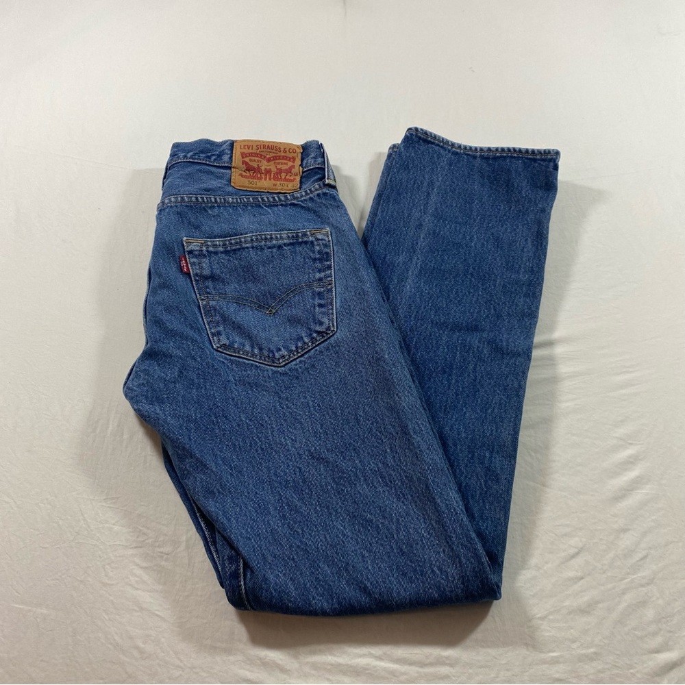 Levi's Blue Straight Jeans Classic Style Denim jeans - Picture 1 of 9